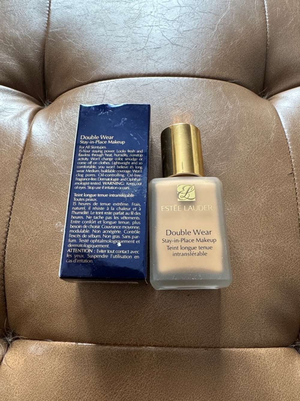 Estee Lauder Double Wear Liquid Foundation - color 3W1 Tawny - 1 oz bottle - Picture 3 of 4